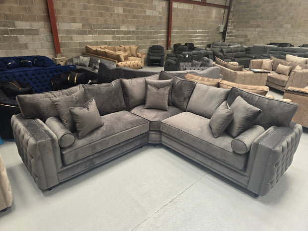 Royal Mayfair Chesterfield Corner Sofa (Asphalt Plush Velvet)