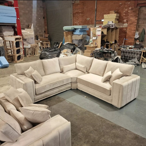 2c2 LAYLA SOFA in cream